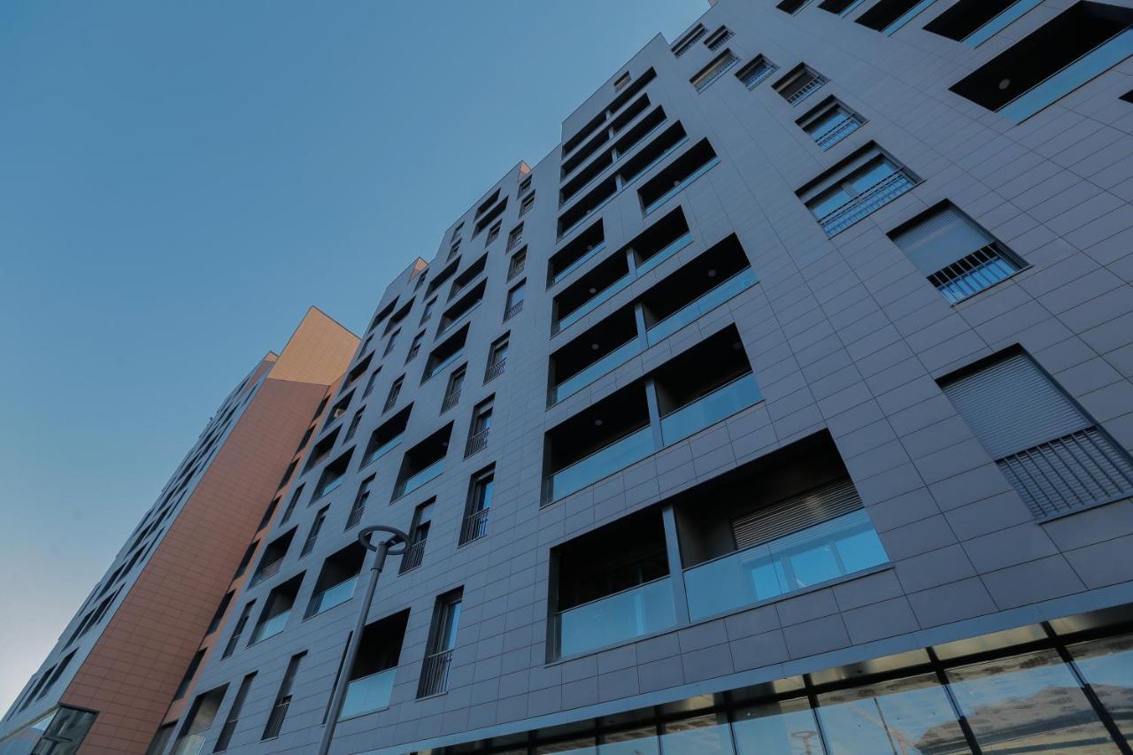 Miku Apartment - Vibrant 1Bd Apartment At Olympic Residence ติรานา ภายนอก รูปภาพ
