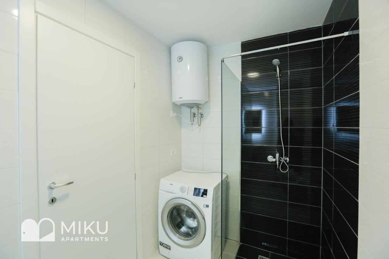 Miku Apartment - Vibrant 1Bd Apartment At Olympic Residence ติรานา ภายนอก รูปภาพ