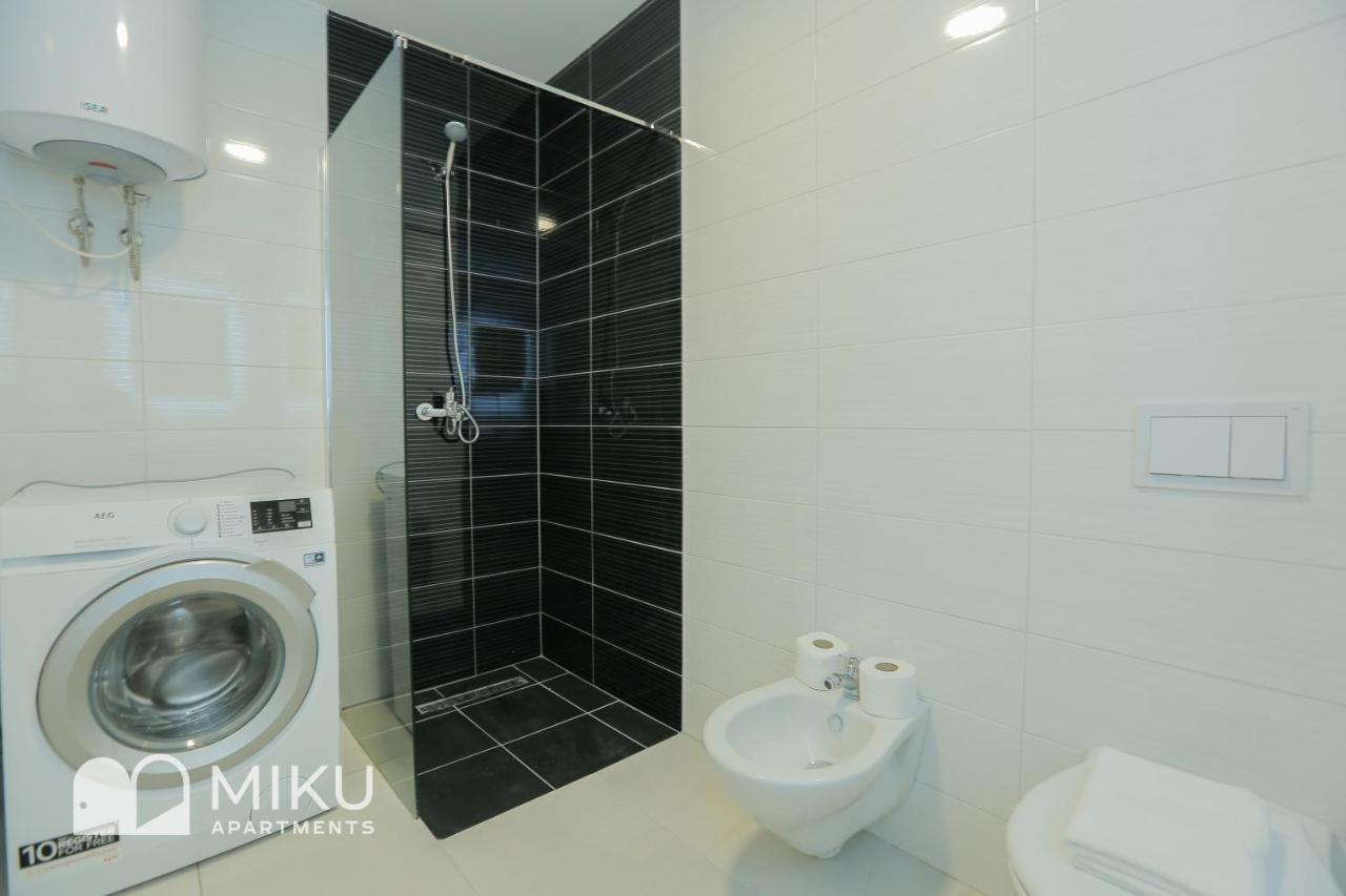 Miku Apartment - Vibrant 1Bd Apartment At Olympic Residence ติรานา ภายนอก รูปภาพ