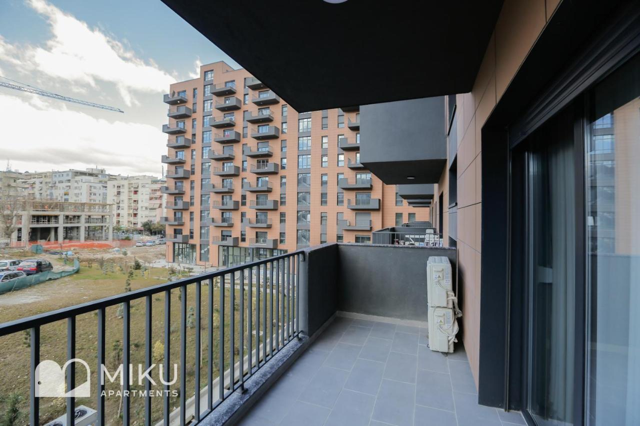 Miku Apartment - Vibrant 1Bd Apartment At Olympic Residence ติรานา ภายนอก รูปภาพ